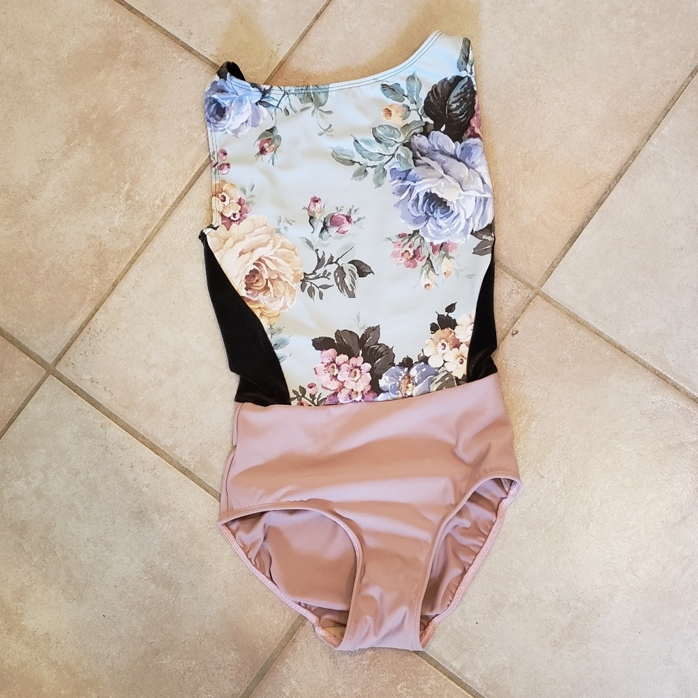 eleve brand leotard